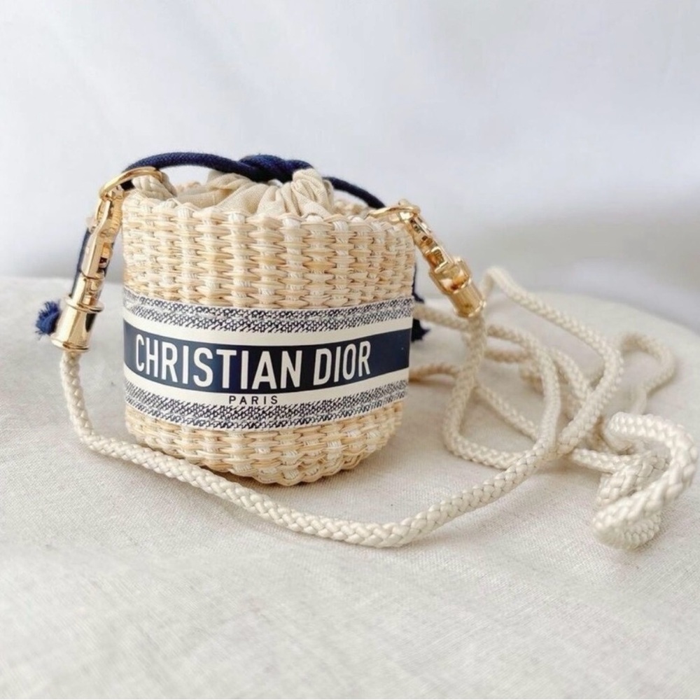 Christian Dior VIP Raffia Novelty/GWP Bucket Bag - Picture 1 of 6